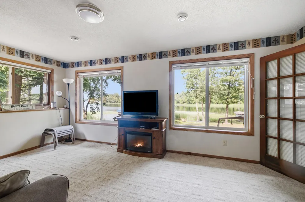 30802 Rock Hill Drive Cushing, MN 56443