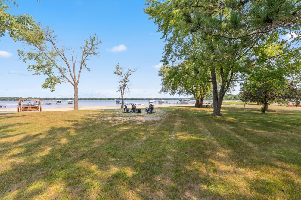 28867 Gene Road Merrifield, MN 56465