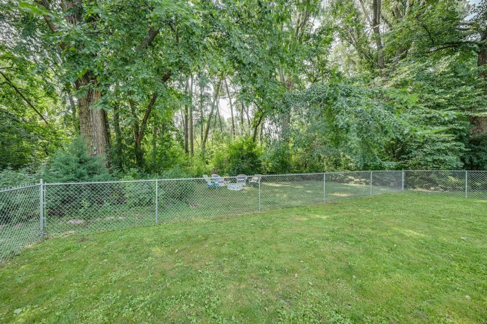 2110 Stillwater Street White Bear, MN 55110