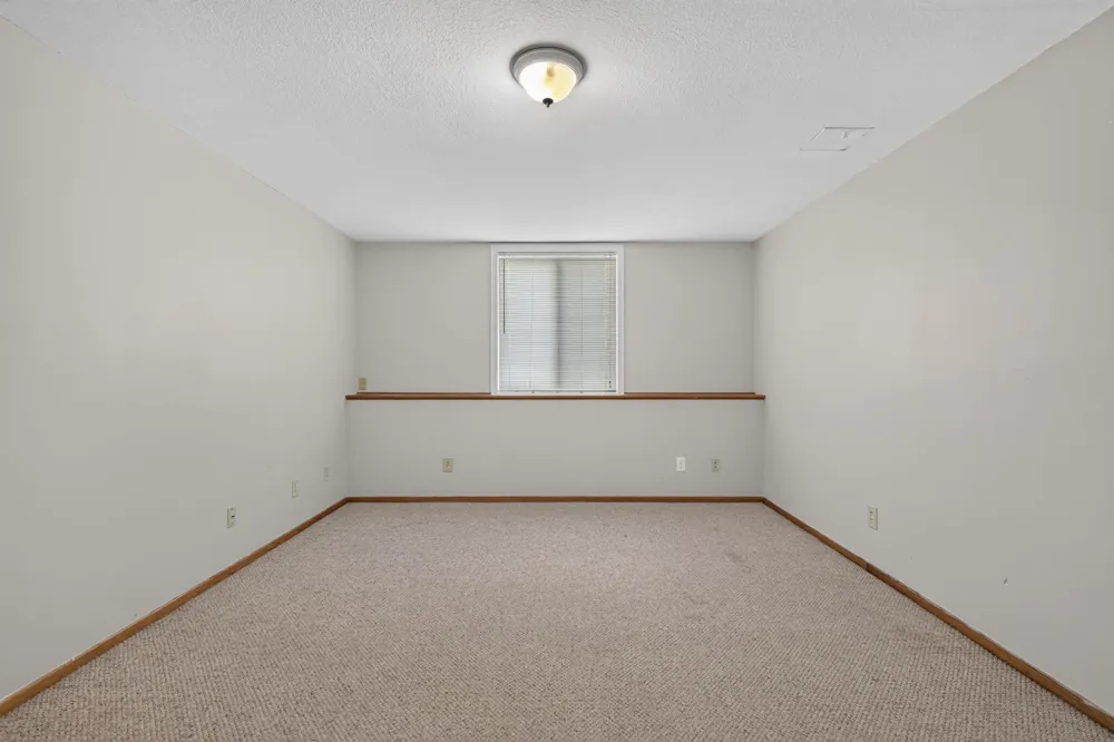 1200 Earle Way Burnsville, MN 55306