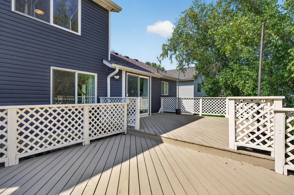 1200 Earle Way Burnsville, MN 55306