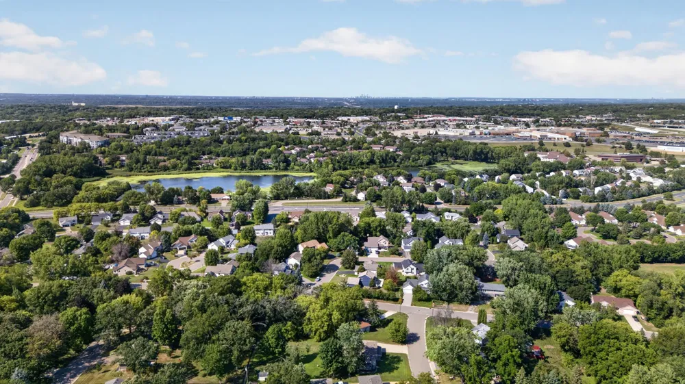 1200 Earle Way Burnsville, MN 55306
