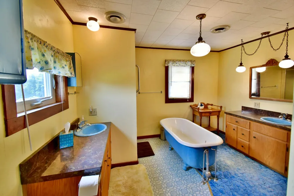 216 3rd Street Brownton, MN 55312