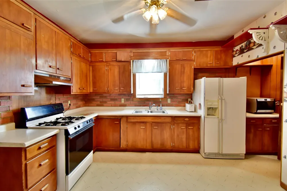 216 3rd Street Brownton, MN 55312