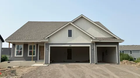 1907 Dogwood Court