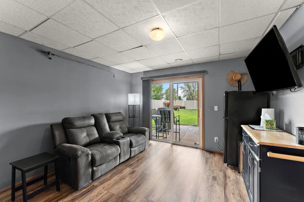 1300 Brookhaven Drive Hammond, WI 54015