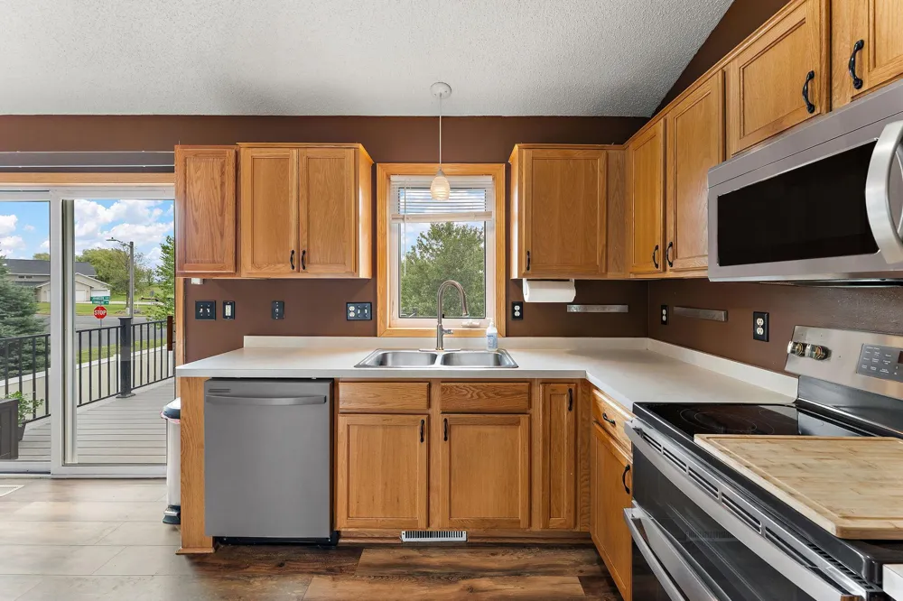 1300 Brookhaven Drive Hammond, WI 54015