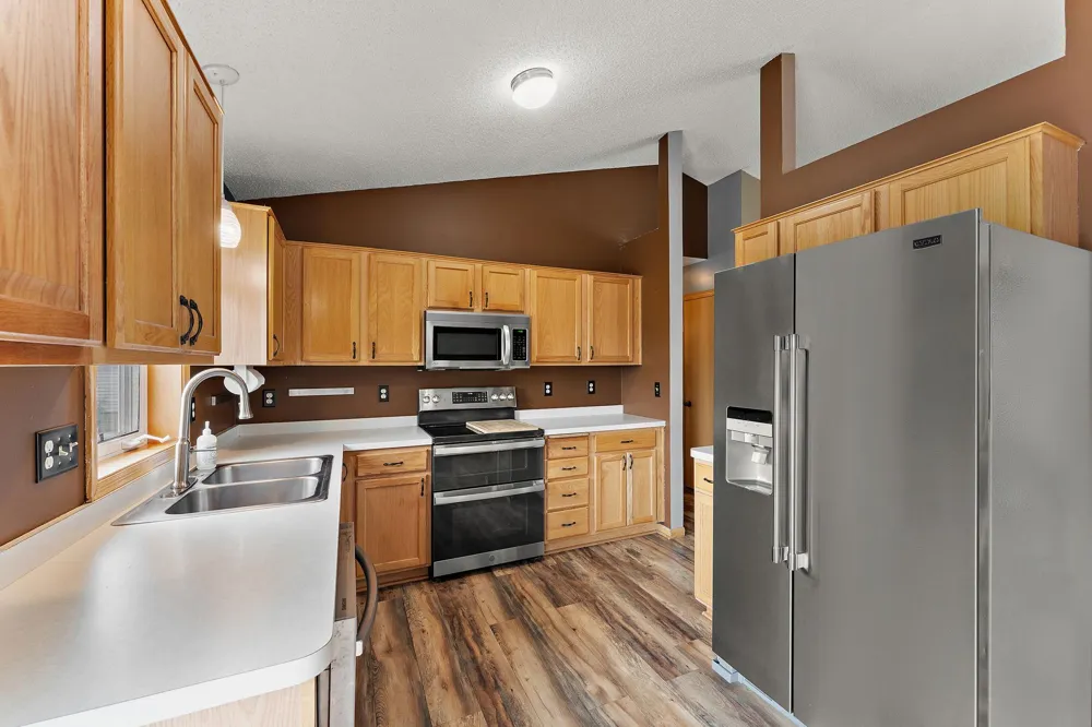 1300 Brookhaven Drive Hammond, WI 54015