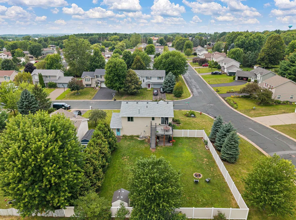 1300 Brookhaven Drive Hammond, WI 54015
