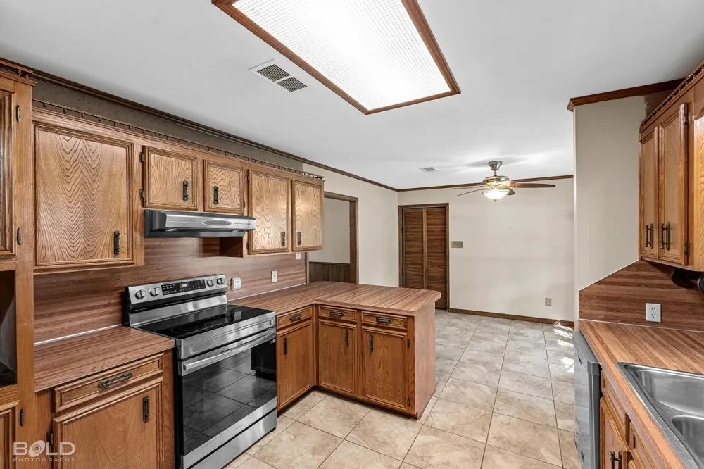 128 Ardis Drive Haughton, LA 71037