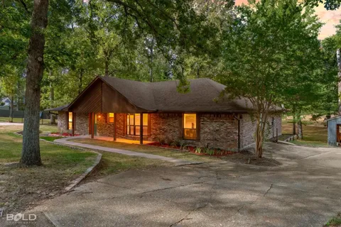 128 Ardis Drive