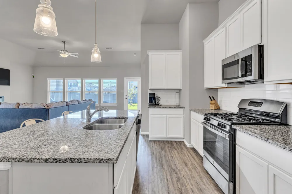 6934 Pampas Place Venus, TX 76084