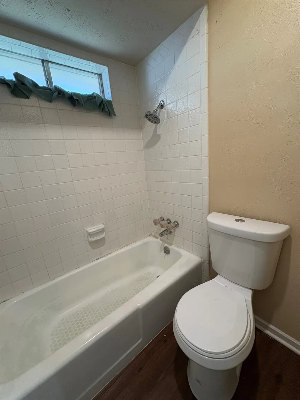 1025 Cloverdale Lane DeSoto, TX 75115