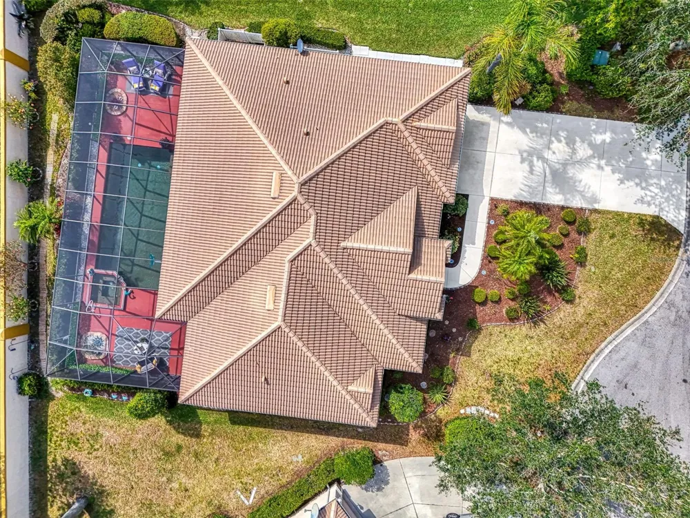 107 WAYFOREST DRIVE Venice, FL 34292
