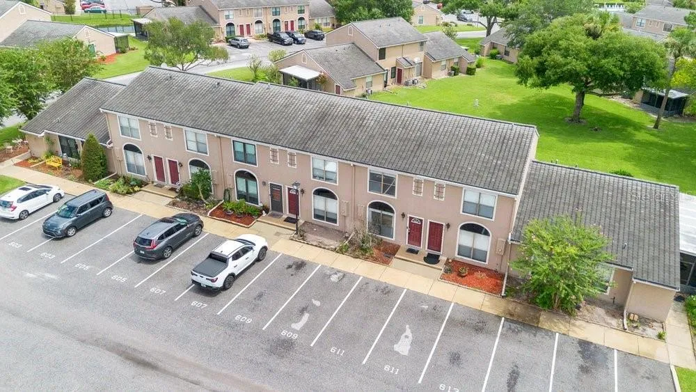 611 CASA PARK A COURT Winter Springs, FL 32708