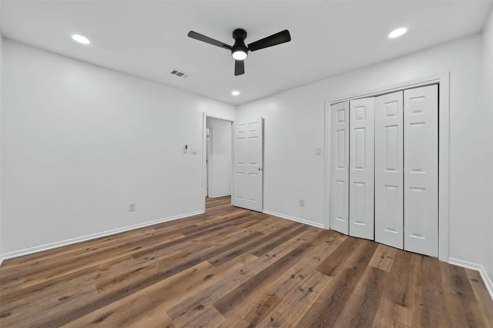 310 Nasturtium Street Lake Jackson, TX 77566