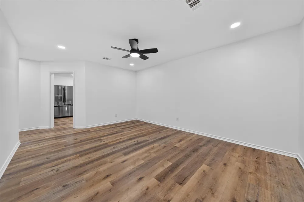 310 Nasturtium Street Lake Jackson, TX 77566