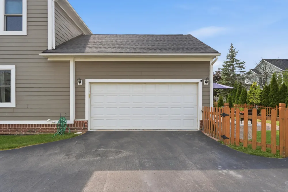 50002 Jackson Lane Canton, MI 48188