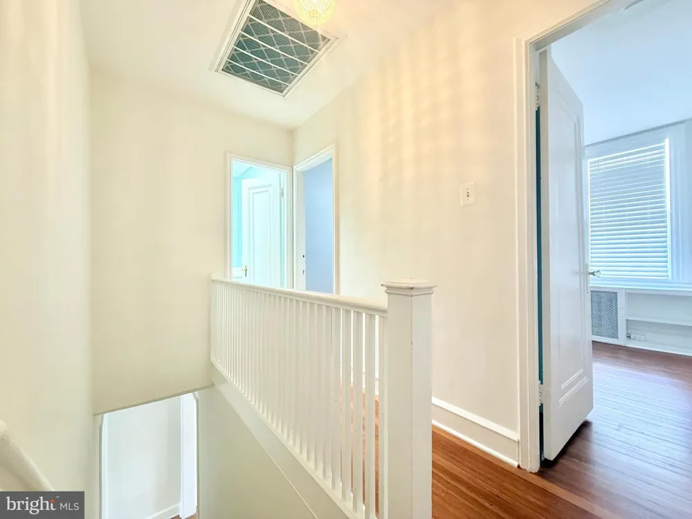 1908 37TH STREET NW Washington, DC 20007