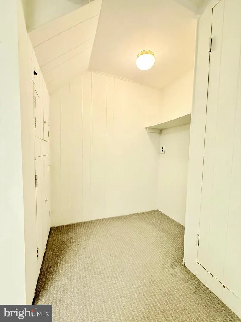 1908 37TH STREET NW Washington, DC 20007