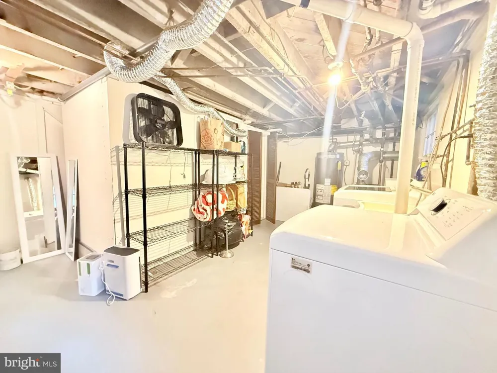 1908 37TH STREET NW Washington, DC 20007