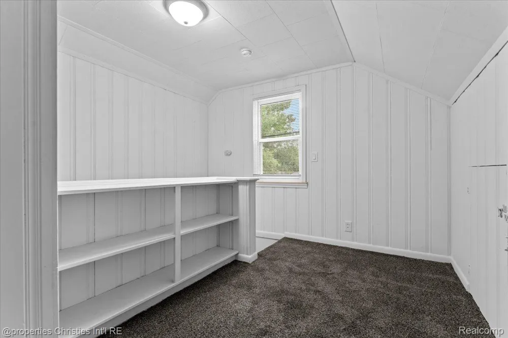 15867 Leona Drive Redford Charter Township, MI 48239