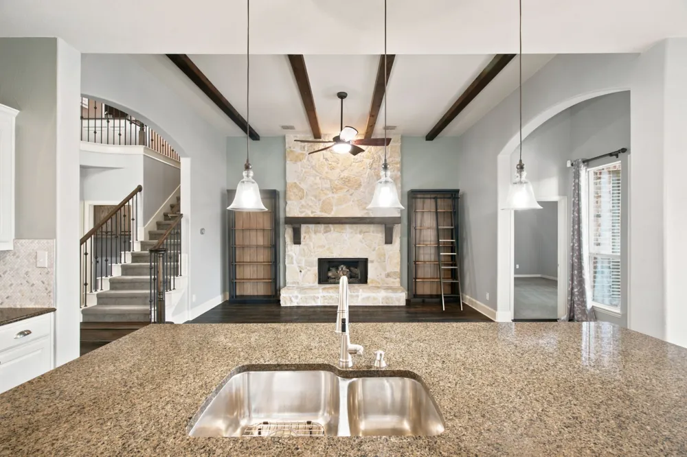 1205 Grant Avenue Lantana, TX 76226