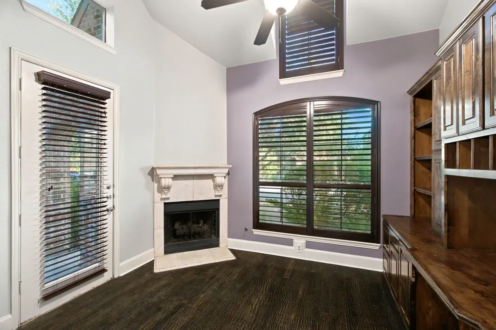 1205 Grant Avenue Lantana, TX 76226