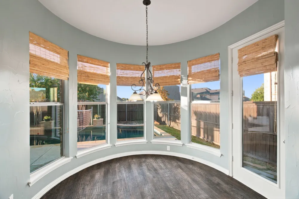 1205 Grant Avenue Lantana, TX 76226