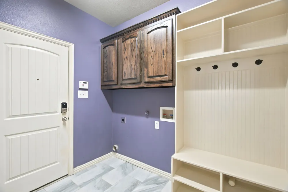 1205 Grant Avenue Lantana, TX 76226