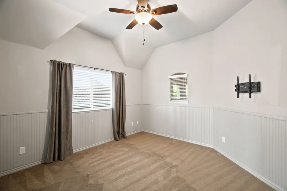 1205 Grant Avenue Lantana, TX 76226