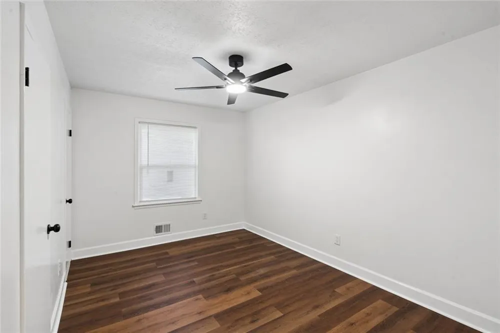 499 Queen Aliese Lane Jonesboro, GA 30236