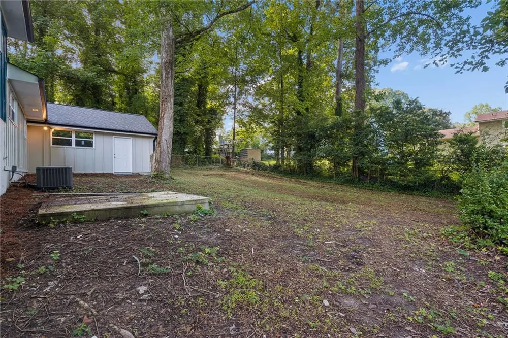 499 Queen Aliese Lane Jonesboro, GA 30236