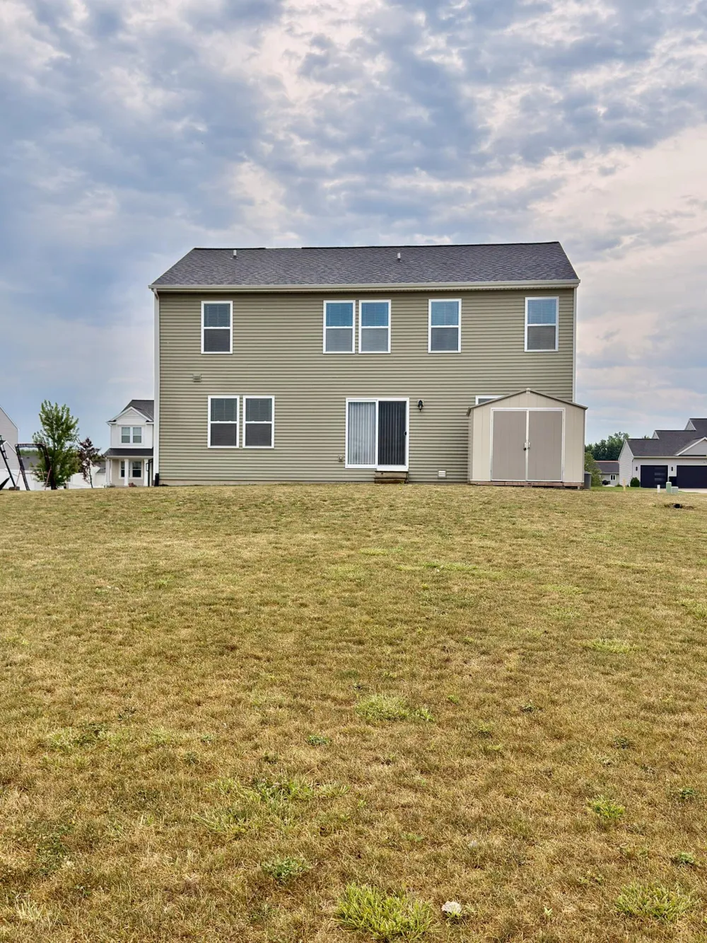 1671 Sunny Glen Drive SE Caledonia, MI 49316