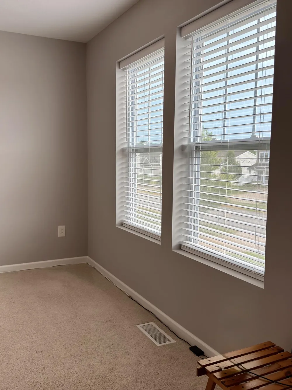 1671 Sunny Glen Drive SE Caledonia, MI 49316