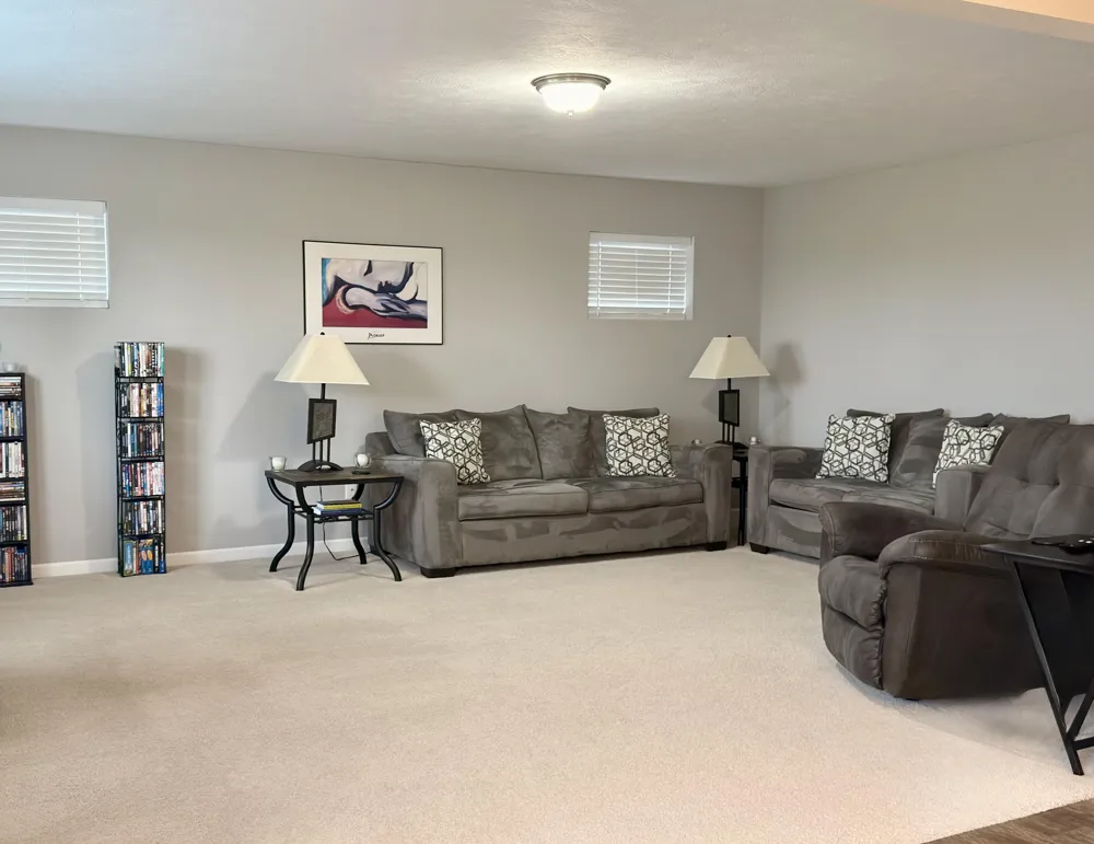 1671 Sunny Glen Drive SE Caledonia, MI 49316