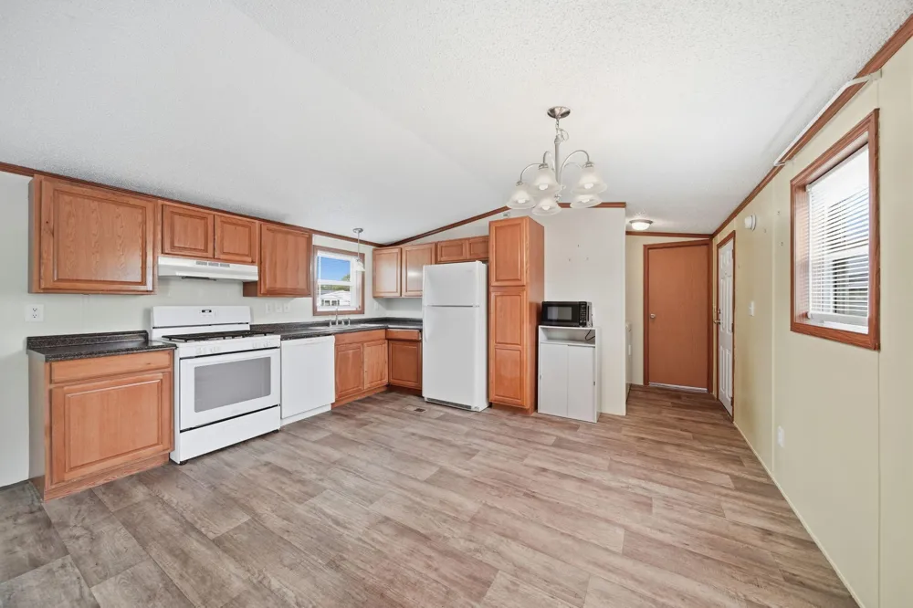 181 Newbury Adrian, MI 49221