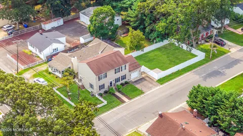 500 Hardenberg Avenue