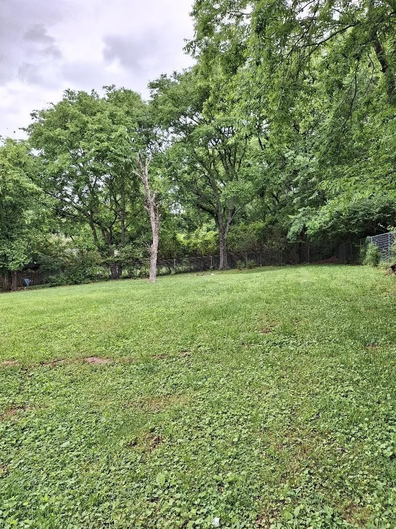 909 Oak Vale Hermitage, TN 37076