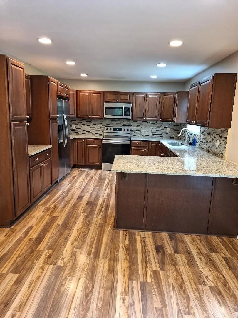 909 Oak Vale Hermitage, TN 37076