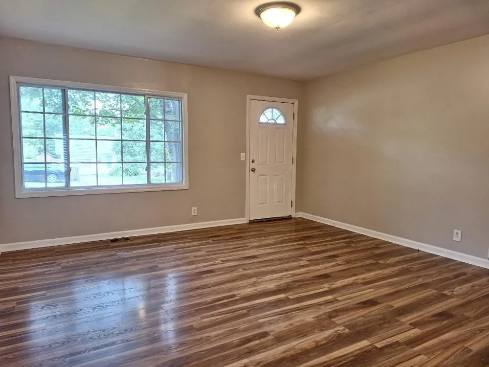 909 Oak Vale Hermitage, TN 37076