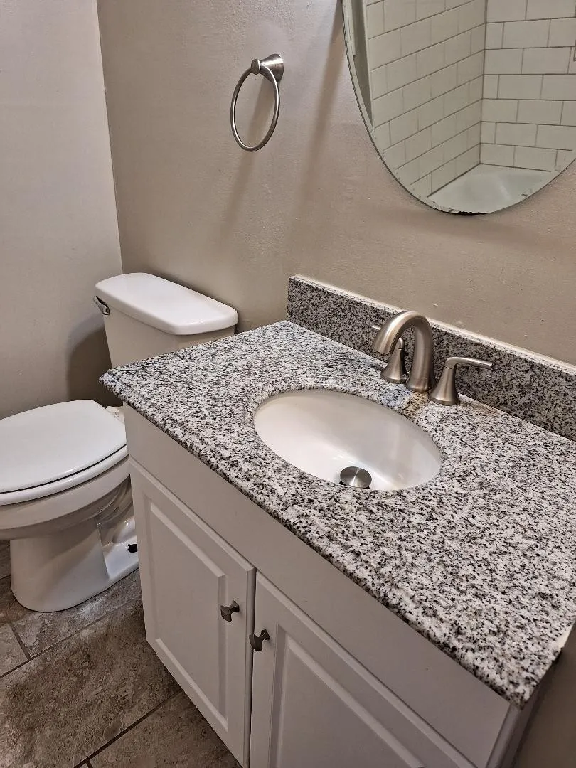 909 Oak Vale Hermitage, TN 37076