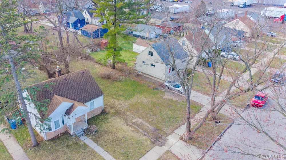 26115 Powers Avenue Dearborn Heights City, MI 48125