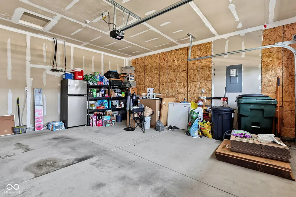 257 Longleaf Lane Greenfield, IN 46140