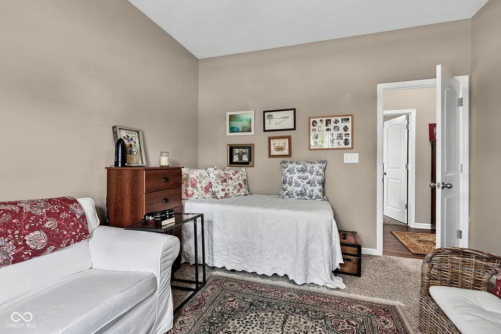 257 Longleaf Lane Greenfield, IN 46140