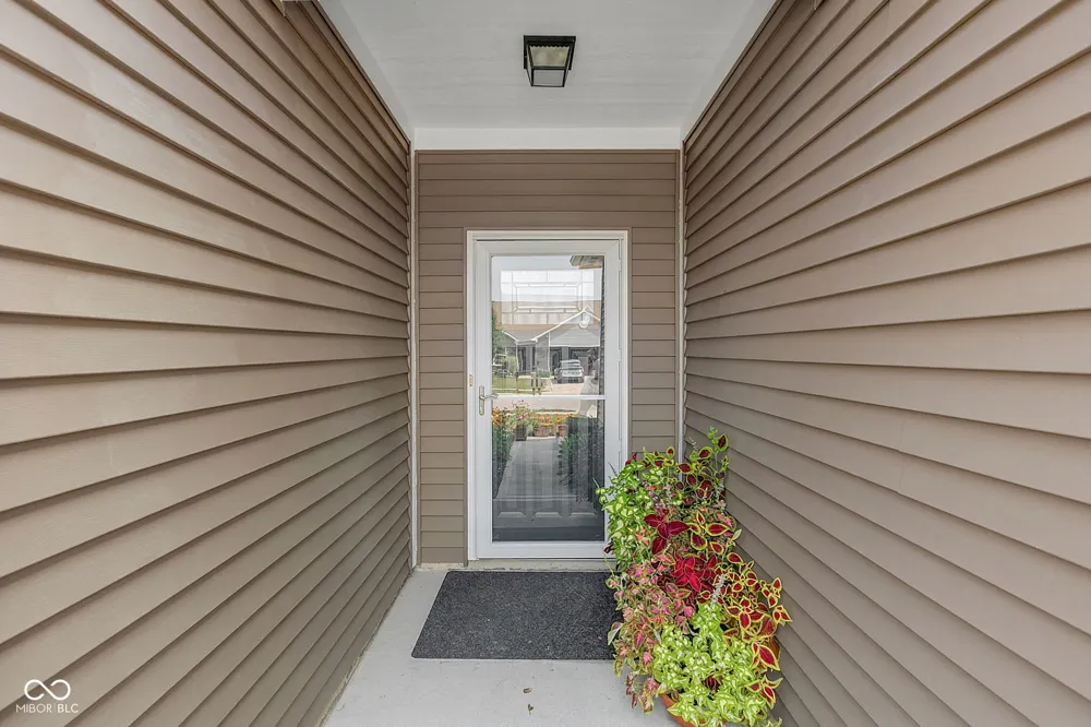 257 Longleaf Lane Greenfield, IN 46140