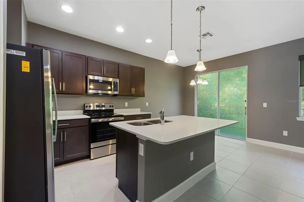 1370 CAPTIVA COVE Sanford, FL 32771