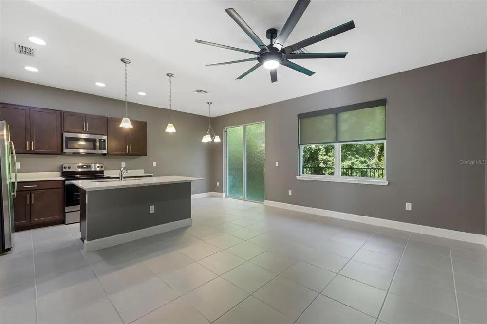 1370 CAPTIVA COVE Sanford, FL 32771