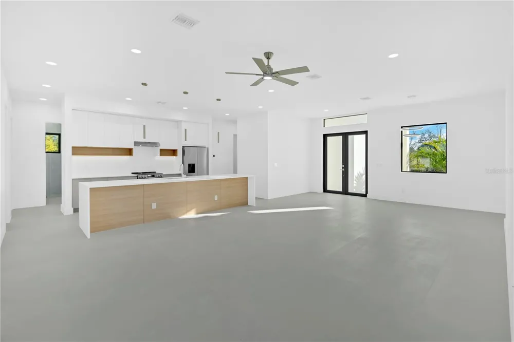 10065 MEMPHIS STREET Port Charlotte, FL 33981