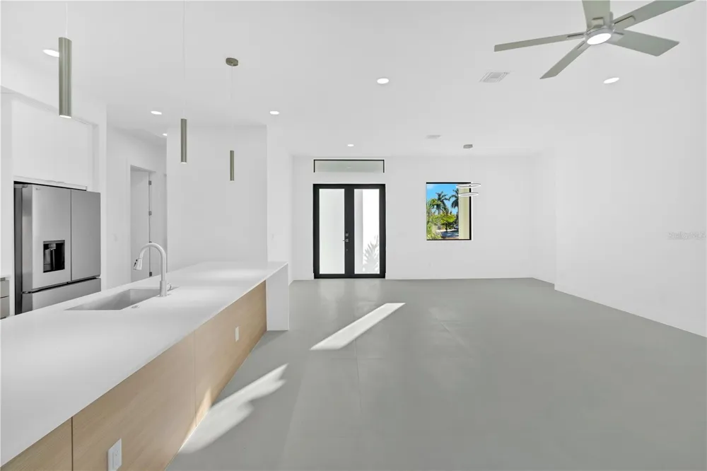10065 MEMPHIS STREET Port Charlotte, FL 33981